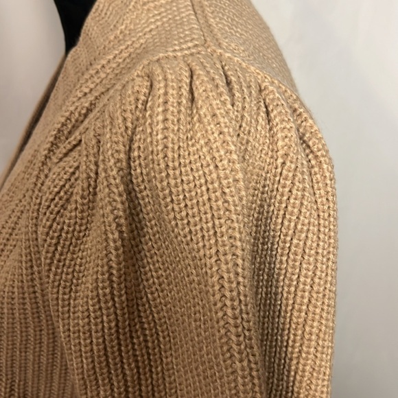 NWOT shaker knit cropped sweater XXL (runs smaller, so XL is more accurate) - Picture 3 of 5